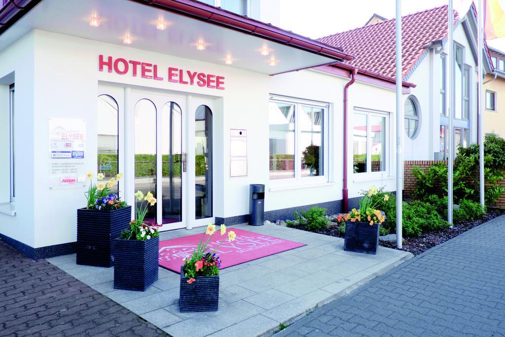 Hotel Elysee Seligenstadt Exteriör bild
